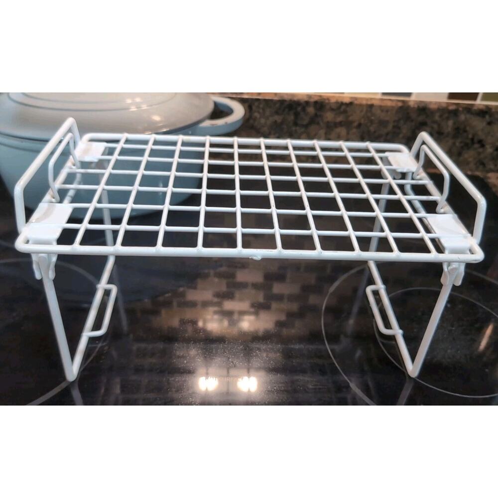 Medium Whitmore Wire Grid Stacking Shelf Heavy Duty 7"x12"x7"(O-4)